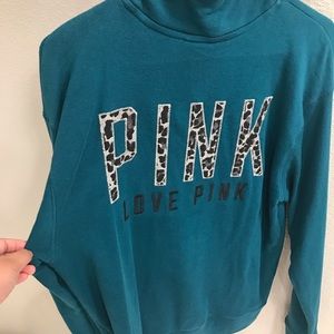 Teal and leopard print pullover